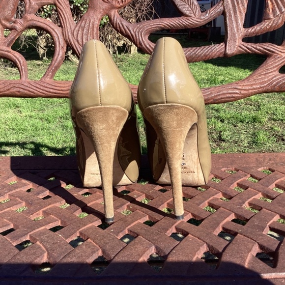 LaFenice Venezia Vero Cuoio Taupe Patent Leather Open Toe Pump Stiletto Heel - Picture 4 of 9